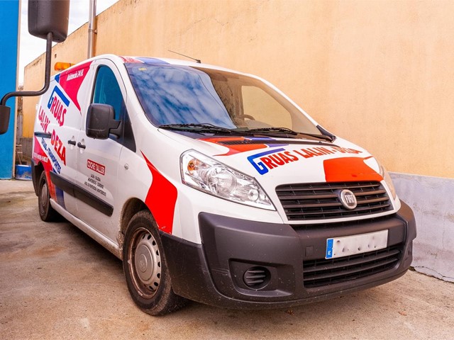 Ahorre tiempo y dinero con nuestro servicio de coche-taller