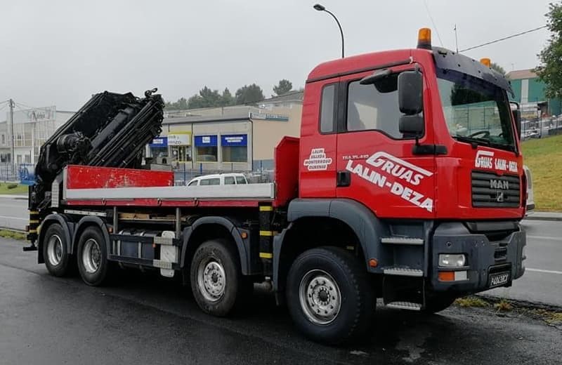 ¿Cómo solicitar nuestro servicio de transporte especial por carretera en Silleda? - Imagen 1