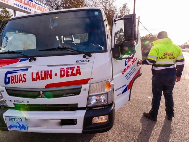 Disponemos de coche-taller para realizar reparaciones en carretera