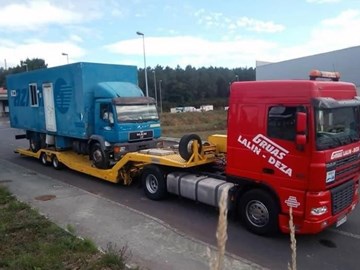 Empresa experta en el transporte de maquinaria en Galicia