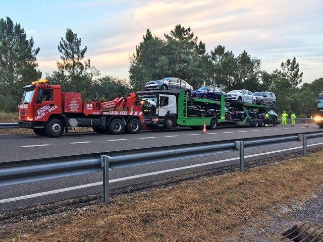 Especialistas en transportes especiales por carretera en Galicia