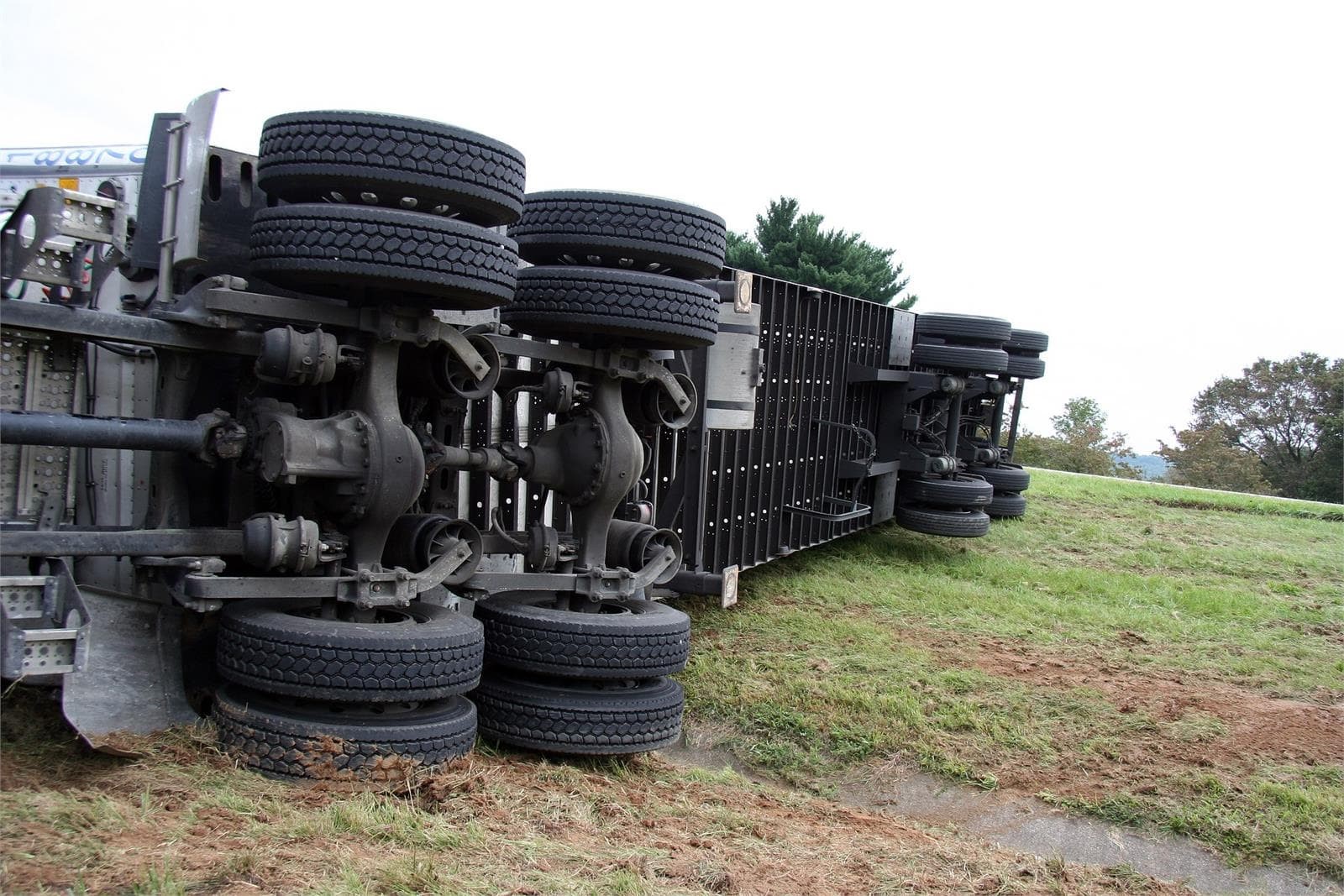 La retirada de cargas accidentadas en carretera - Imagen 1