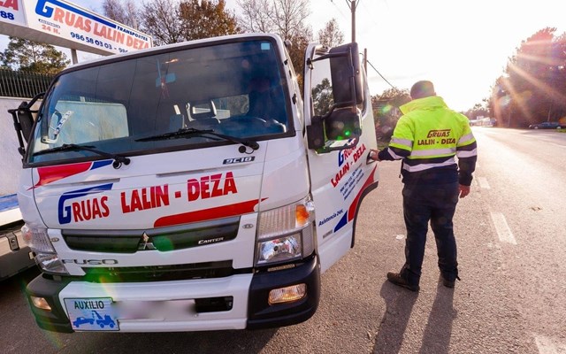 ¿Qué hacer si su vehículo industrial queda atascado?