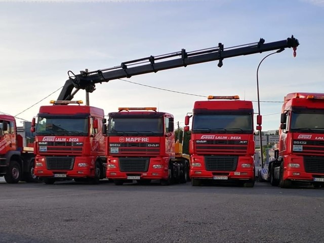 Transporte de maquinaria especial en España